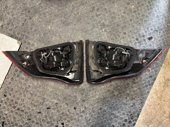 Zadne svetla Volvo S80 - 2