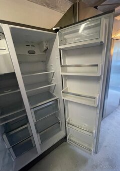 Americká chladnička Bosch Side-by-Side (Inox) - 2