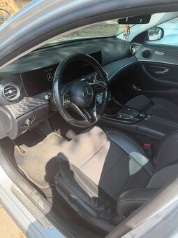 Mercedes-Benz E trieda 200d - 2