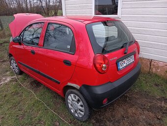Predám Chevrolet Spark 0.8 po miernej kolízii. - 2