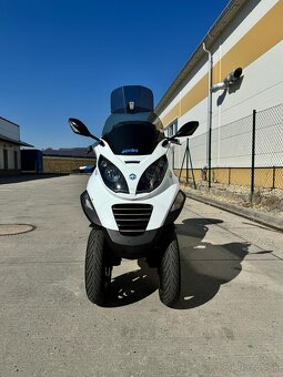 Predám Piaggio MP3 400 i. 2009 - 2