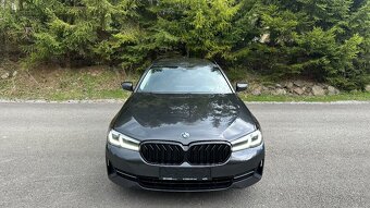 BMW 520d xDrive A/T FACELIFT, KAMERA, NAVI, FULL LED, ŤAŽNÉ - 2