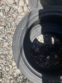 Predam letne pneu 2ks hankook 215/45zr17 - 2