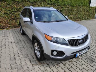 Kia Sorento - 2