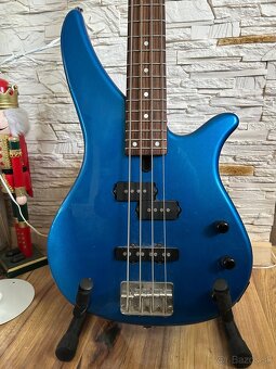 Basgitara Yamaha - 2