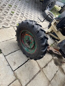 Pneumatiky na traktor Zetor - 2