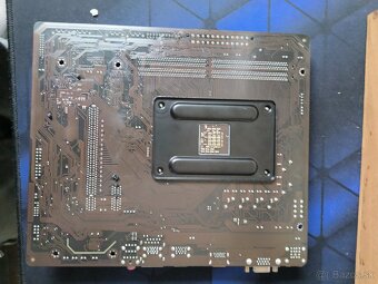 Základná doska gigabyte - 2