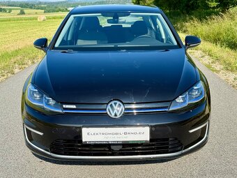 Volkswagen e-Golf,36kWh, SoH 91%,CCS,NAVI, s DPH 13 960,-EUR - 2