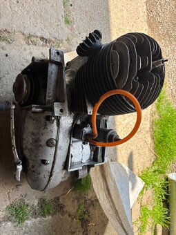 Motory - 2