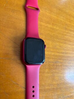 Predám Apple watch 7 series v červenej farbe - 2
