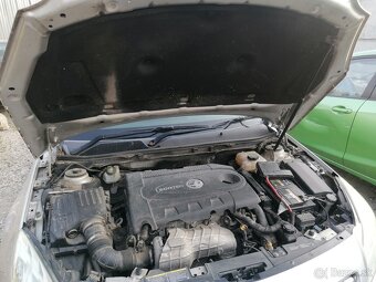 Opel insignia dovoz GB 2.0 96kw rv2009 - 2