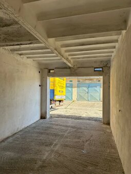 garáž Astronomická ul., Ružinov - 2