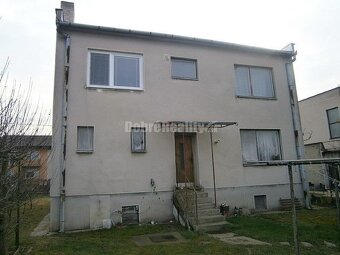 Rodinný dom v centre mesta Hurbanovo na predaj - 2