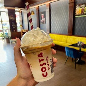 ODSTUPENIE, GASTRO PREVADZKA - KAVIAREN, 16 ROCNA HISTORIA - 2