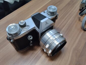 Retro fotoaparát Praktica  Pentacon F a fotoaparát "VILIA" - 2