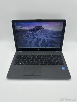 HP 250 G6 15,6" (Win11 / 4GB / 256GB SSD) Čierny - 2