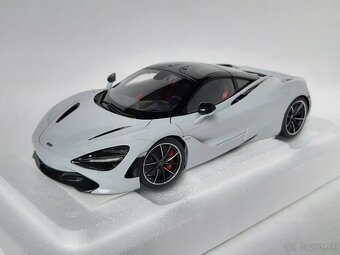 1:18 - McLaren 720S (2017) - AUTOart - 1:18 - 2