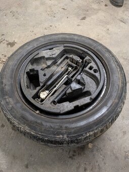 Predám na  Octavia 2 rezervu - 2