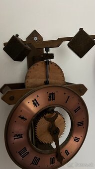 Vahadlové hodiny - 2
