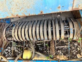 Predám lis na balíky - 2