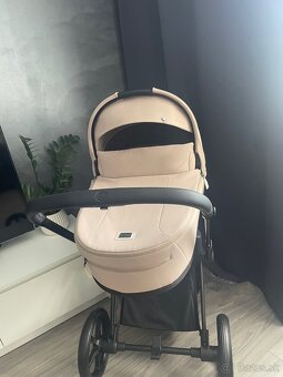 Cybex vanička 4.0 vo farbe Cozy Beige - 2