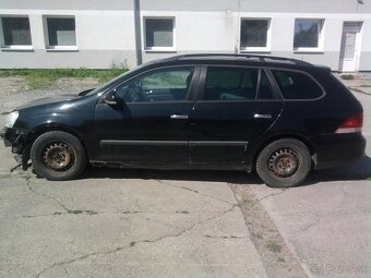 Rozpredam Vw golf 5 combi 1.9tdi 77kw na diely - 2