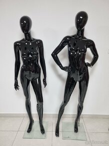 Dámska figurína čierna lesklá na predaj - 2
