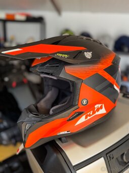 AIROH AVIATOR 3 KTM - MOTOCROSOVÁ PRILBA - VEĽKOSŤ L - 2