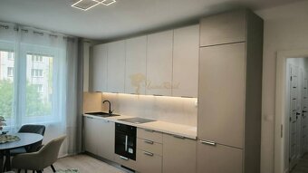 novozrekonštruovaný 3-izb. byt, Ovručská ul., Nové Mesto, ba - 2