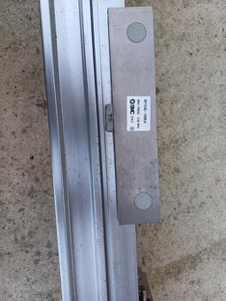 Lineárny pohon SMC - 2