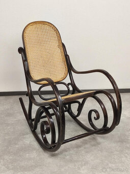 Hojdacie kreslo Thonet s výpletom - 2