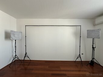 Predám zelené foto-plátno s konštrukciou a prenosným obalom - 2
