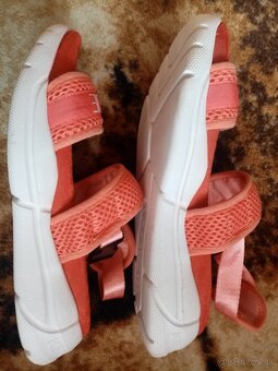 Sandale Kendal + kylie, velkost 39 - 2