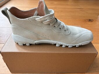 Vivobarefoot Vivobarefoot NOVUS MID SANDSTONE - 2