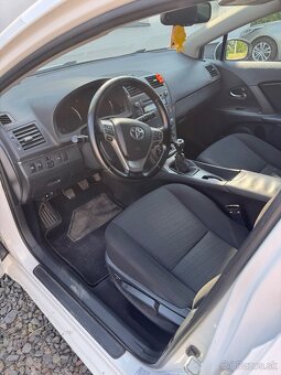 Toyota Avensis Combi 2.0D-4D T27 - 2