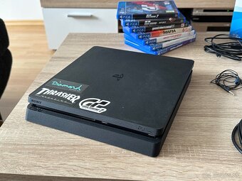 Playstation 4 Slim 500GB + 2x ovládač + krabica - 2