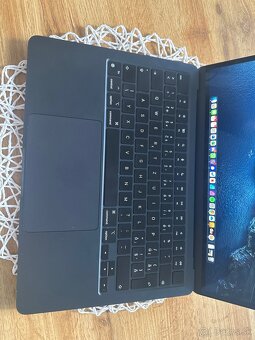 MacBook Air 13" M2 SK 2022 Polnočný - 2