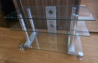 Stolík pod TV - 2