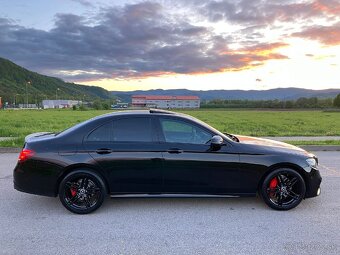 Mercedes Benz E Trieda E220d AMG Black Line - 2