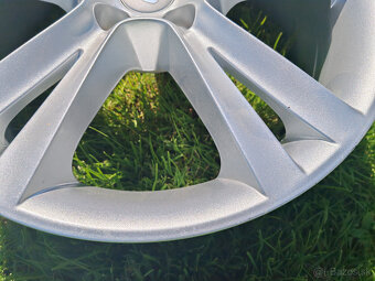 5x100 R17 7J ET43 Original Seat 1kus - 2