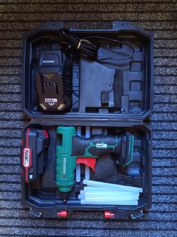 Aku tavná lepiaca pištoľ PHPA 20-Li A1 - 2