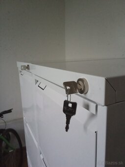 Plechová skriňa..... - 2