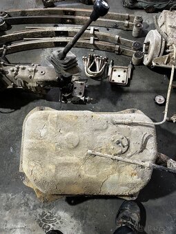 Predám diely na Suzuki Samurai 1.0 1.3 - 2