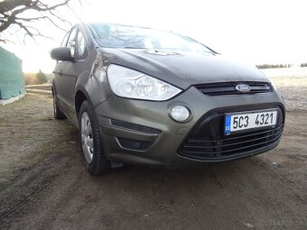 Ford S-MAX 2.0i 107Kw 2x sada kol, 7 míst - 2