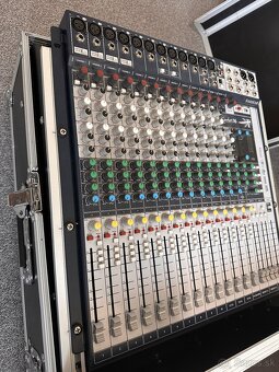 Soundcraft Signature 16 + tvrdý case - 2