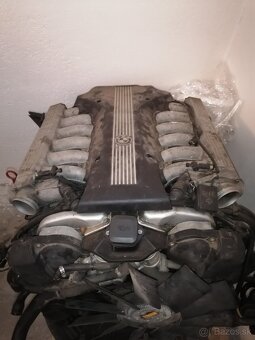 Motor m72b54 - 2