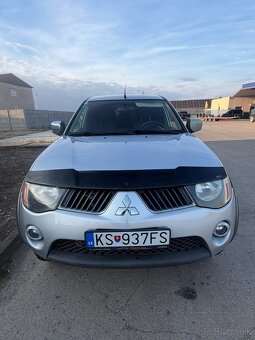 Mitsubishi L200 - 2
