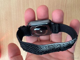 Predám Apple Watch SE 2 – blokované iCloudom - 2