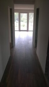 Pokladka podlahy (laminat, vinyl, drevo), nivelacia - 2