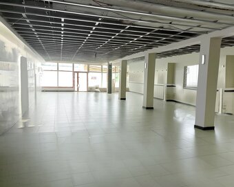 Žilina - Pešia zóna posledných 250m2 na prenájom pri AUPARKu - 2